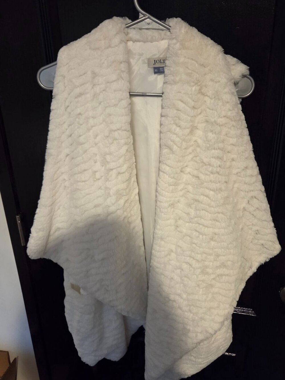 Jolt White Textured Faux Fur Draped Open Front Vest Size XL